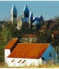 Udsyn fra Asmild Kirke til Viborg Domkirke